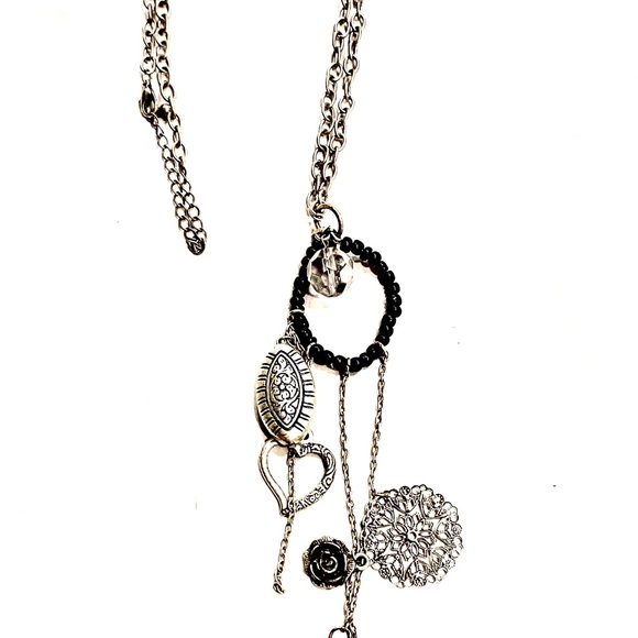 LONG BOHO NECKLACE W/MANY INTERESTING PARTS! On A LONG CHAIN BLK & SIL - Picture 2 of 2